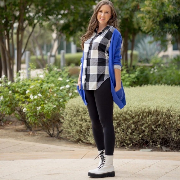 NWT - LuLaRoe Solid Black Leggings TC2 - Picture 3 of 10